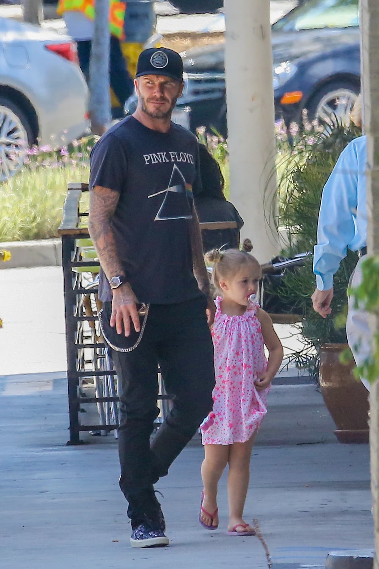 "¿Por qué la gente cree que tiene derecho a criticar cómo un padre cría a sus hijos sin tener ningún dato?.."