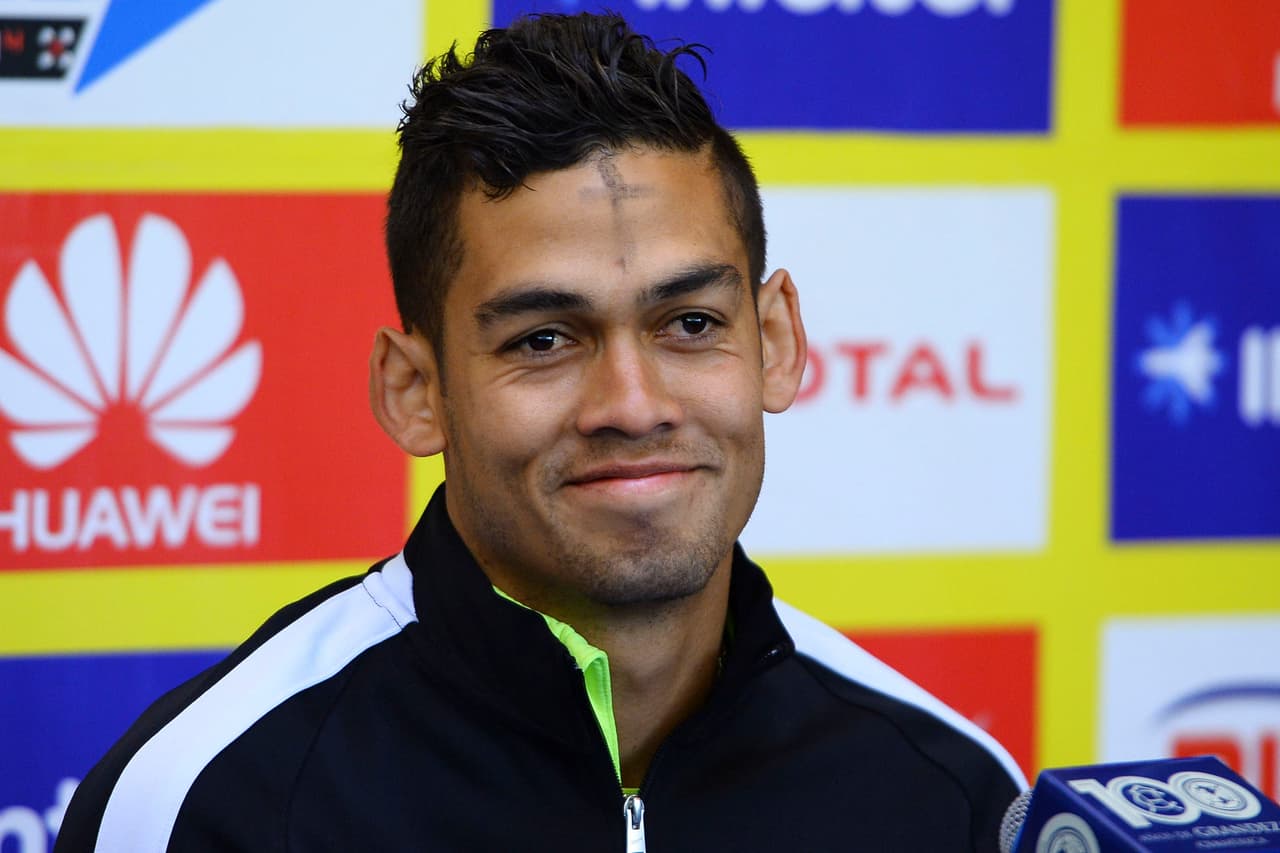 Andrés Andrade no se engancha con las palabras de Carlos Reinoso