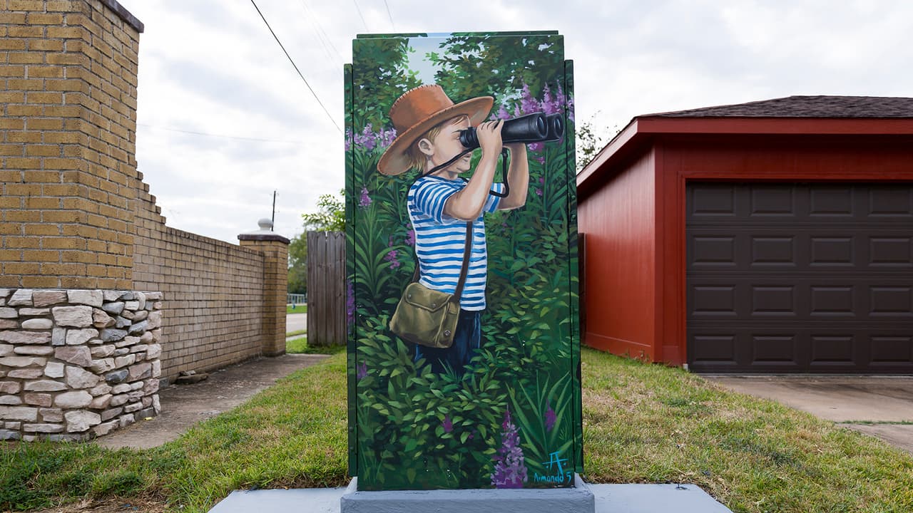 Título de obra: Children in nature / binoculars
<br>Artista: Armando Castelan
<br>Ubicación: DeepForest y W LittleYork