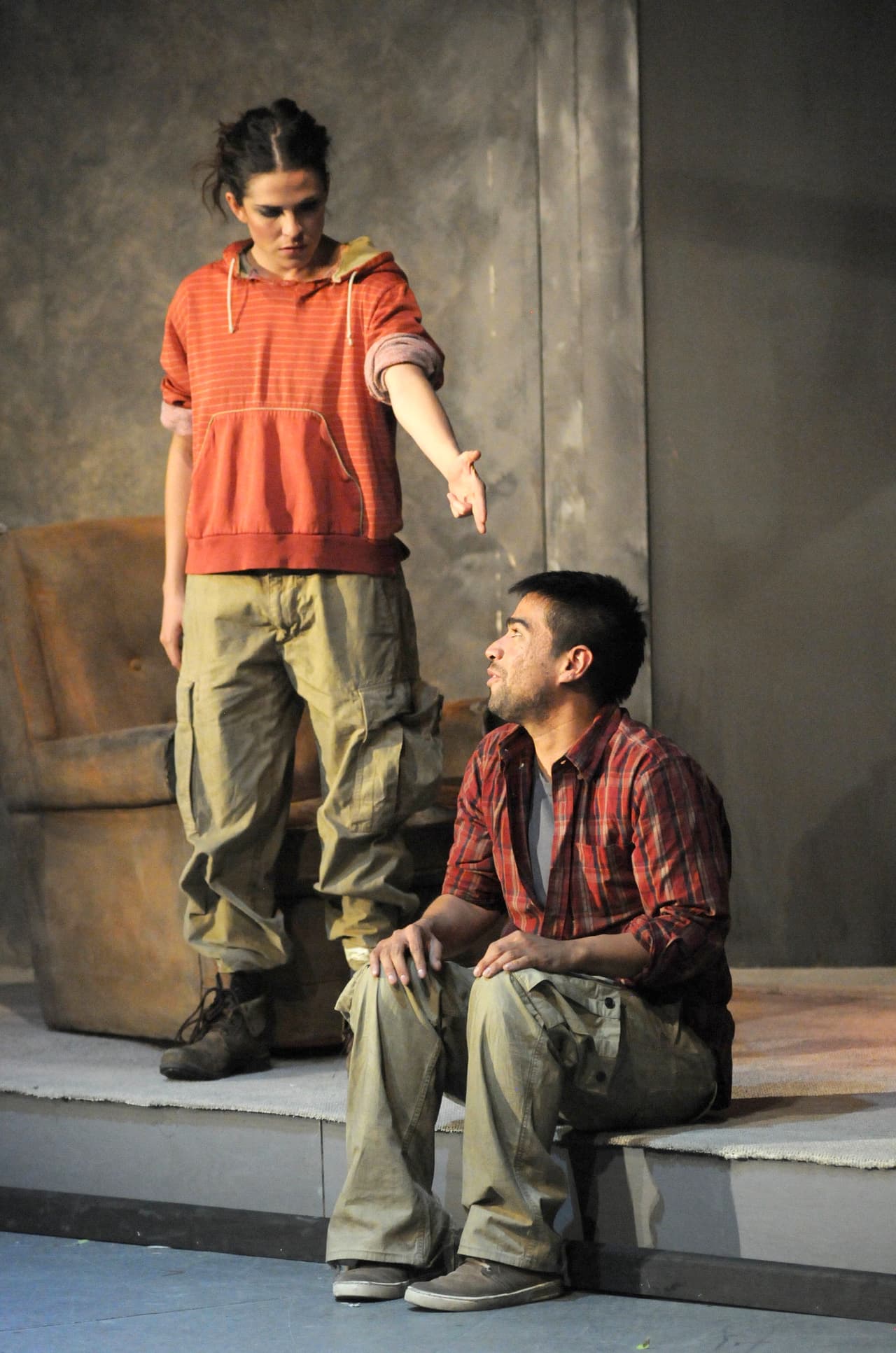 Para su papel de Lucía en la serie “Niño santo”.