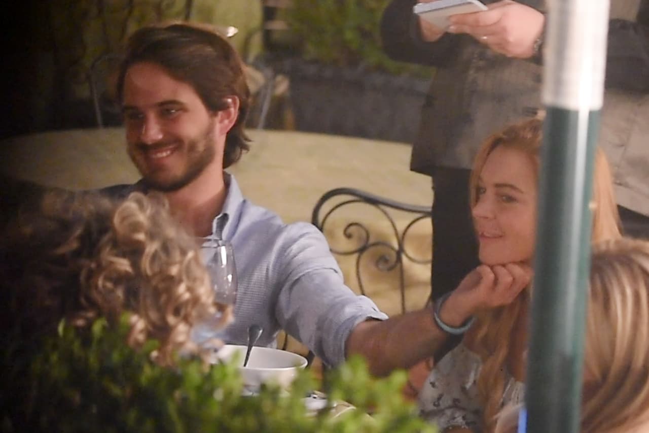 ¿Y ese apuesto galán que presumes del brazo quién es querida Lilo?