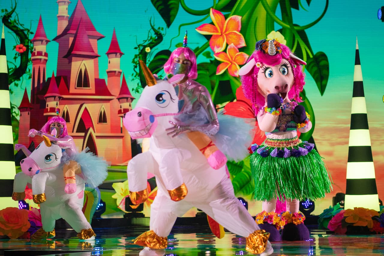 Con una voz encantadora y baile, Unicornio convenció a los presentes con el tema 'Say So'.