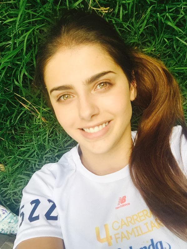 Junto a él dio vida a un romance que luchó contra 'La Sombra del Pasado' de su familia.