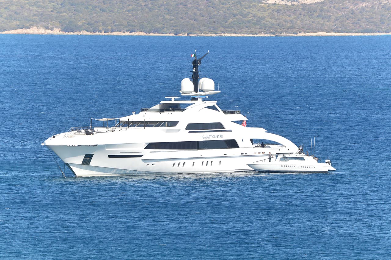 La familia pasó unos días en este lujoso bote.