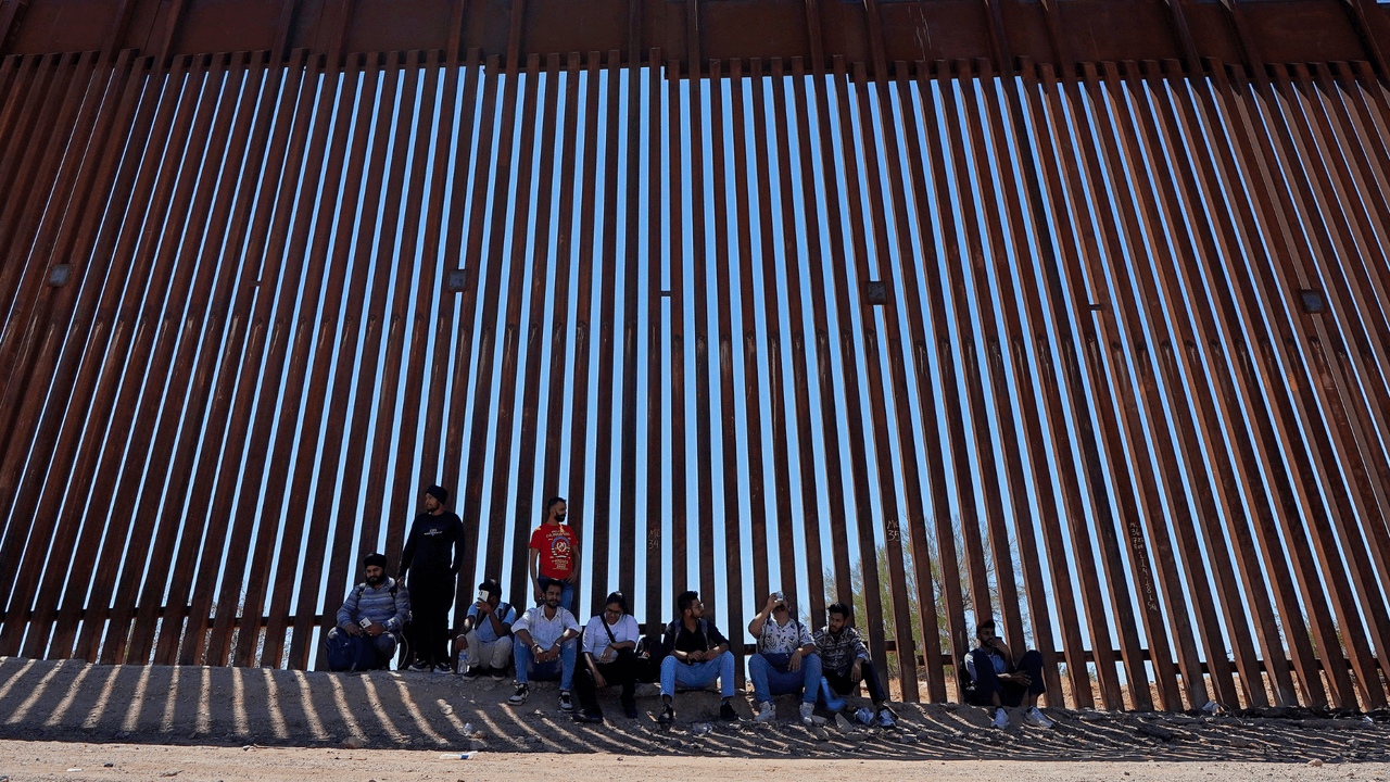 ¿Habrá muro en la frontera de Texas? El anuncio para detener a inmigrantes que causa polémica