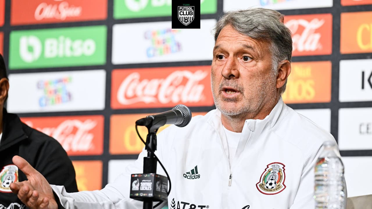 Tata asegura que reunirse con Chicharito no lo compromete a convocarlo