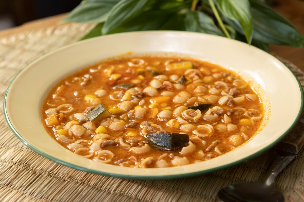 Sopa de conchitas con carne molida ¡la favorita de los niños!