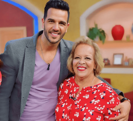 El chef Jesús a doña Gloria: "No hay texto que valga, ni agradecimiento que alcance... Te amo infinito mamita".