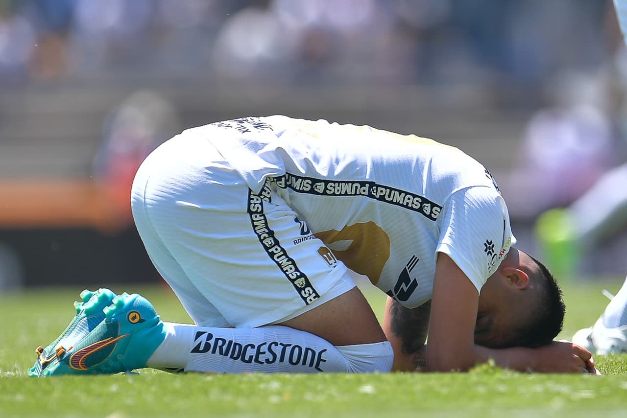 A pesar de haber jugado con 10 futbolistas la mayor parte del juego por la expulsión de Juan Ignacio Dinenno, los Pumas lograron una vital victoria ante Rayados.