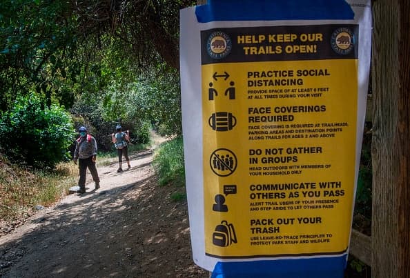 Las caminerías y senderos también reabrieron, pero tiene nuevas reglas que los visitantes deben cumplir. 
<br>