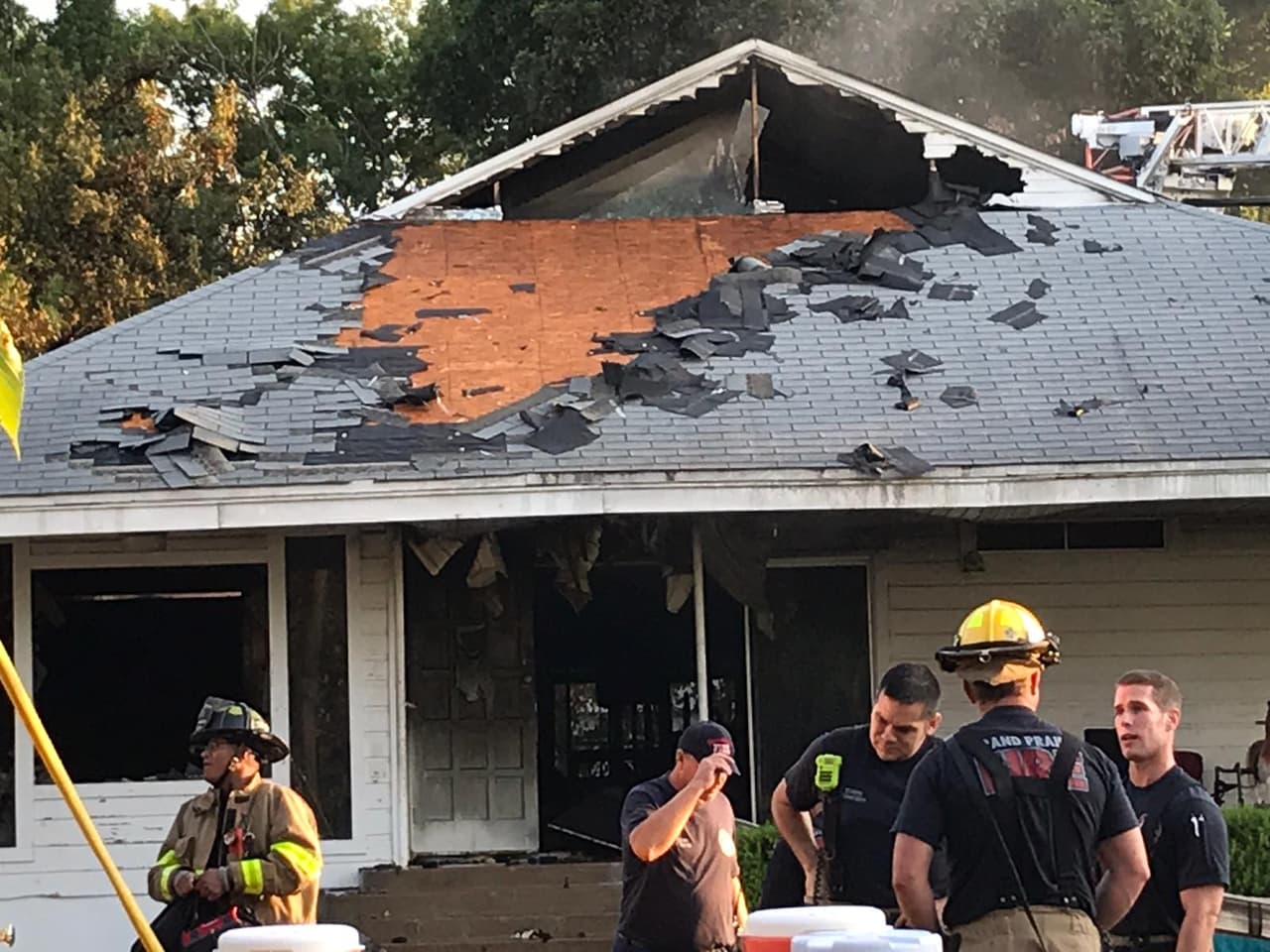 El tejado resultó muy afectado.