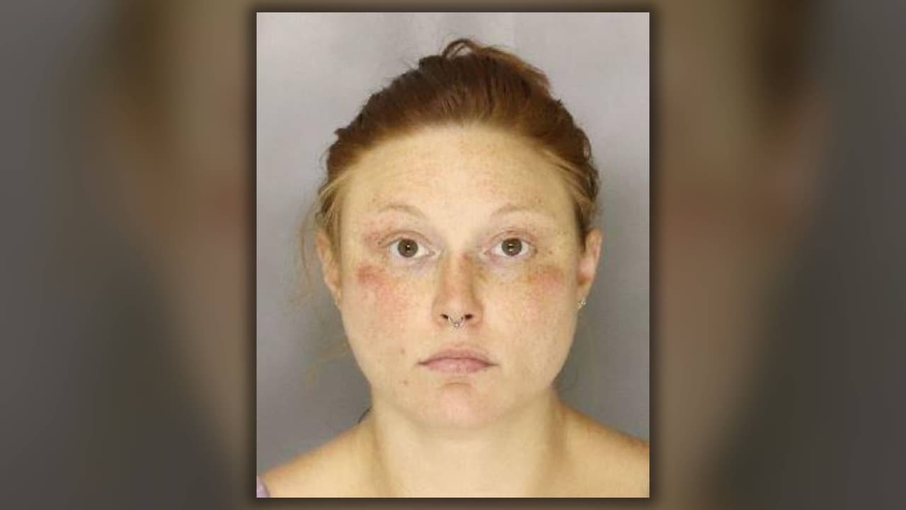 Jennifer Tupper fue arrestada por oficiales el pasado 4 de agosto una vez fue dada de alta del hospital.