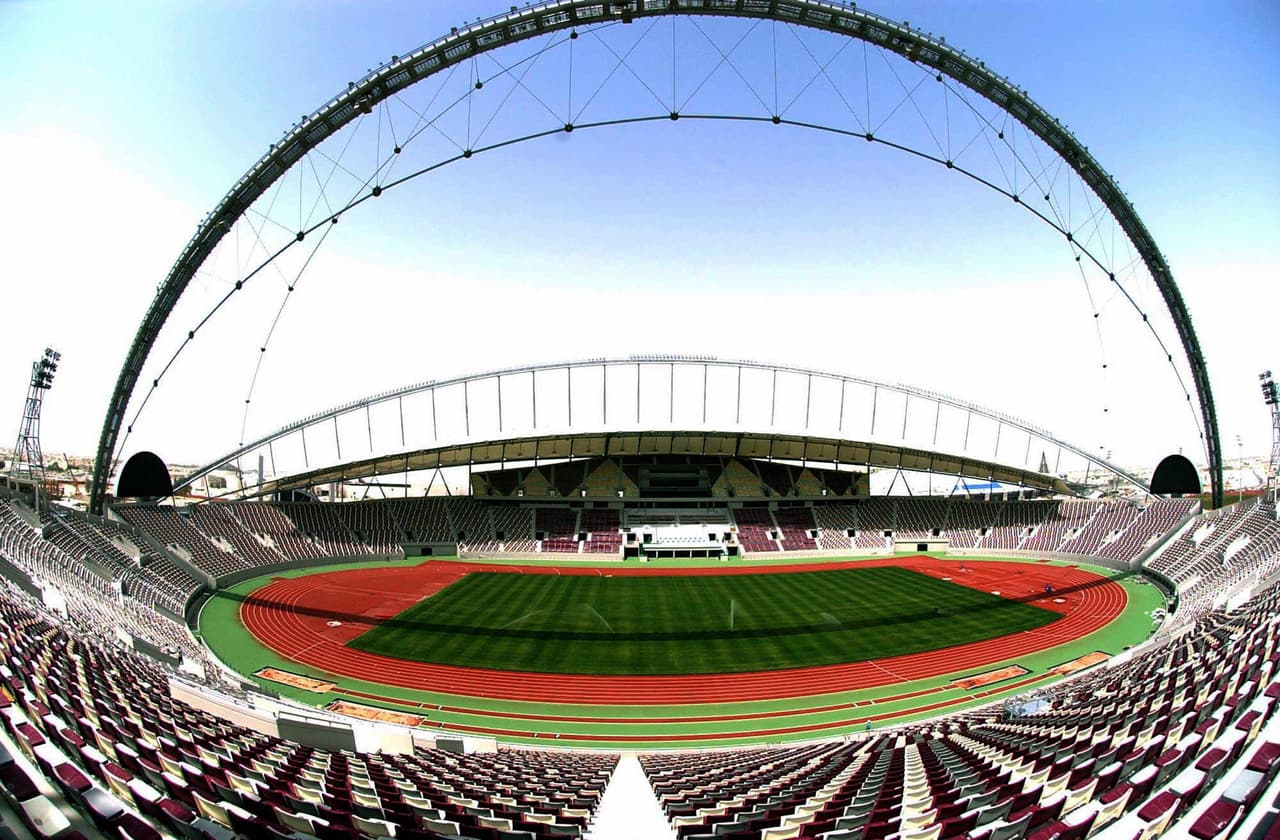 El Khalifa International cuenta con pista de atletismo, pues albergará el mundial de estas disciplinas en 2019.