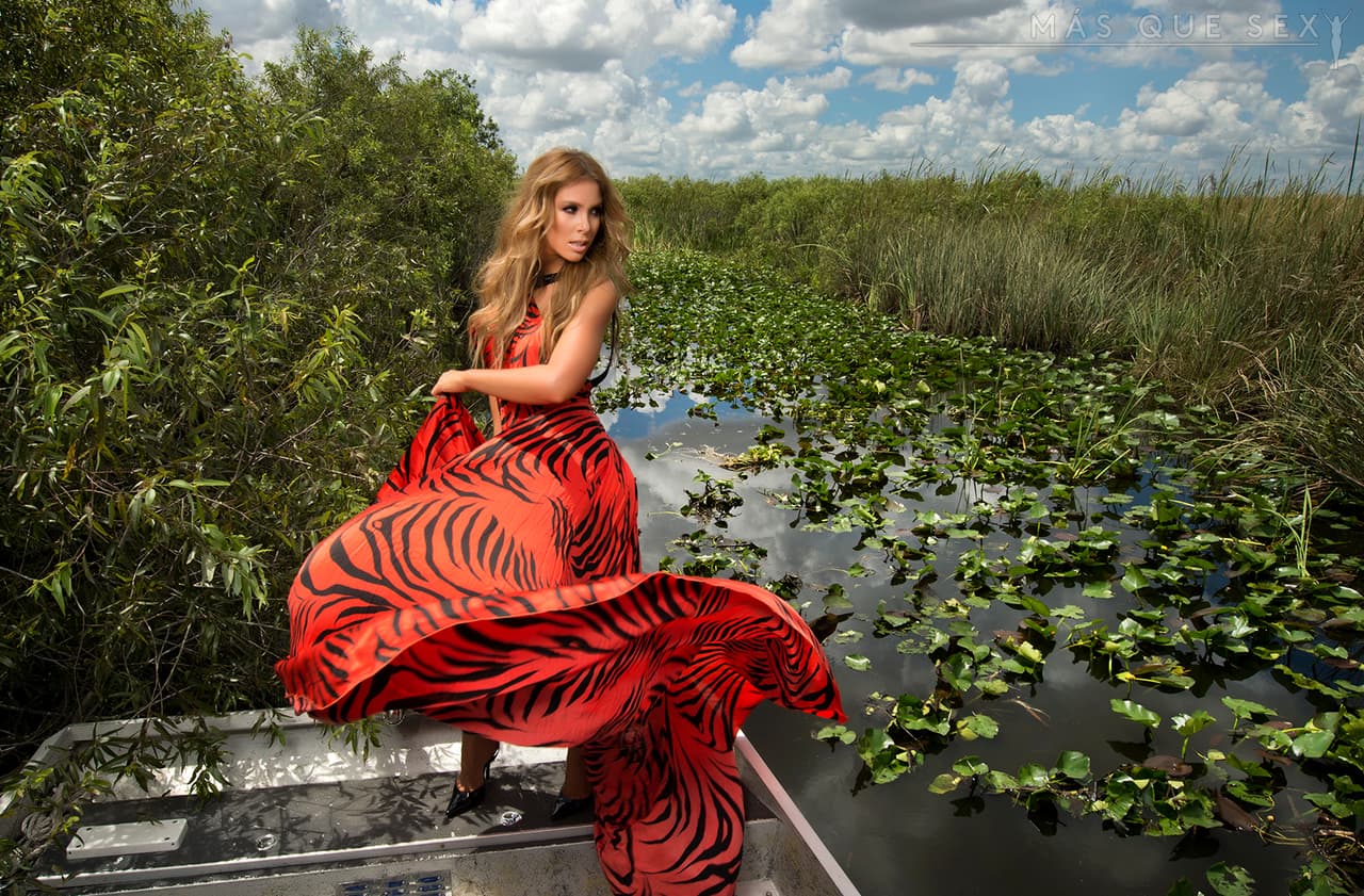 Su visión no sólo está enfocado en la farándula, sino también pretende destacarse como empresaria.