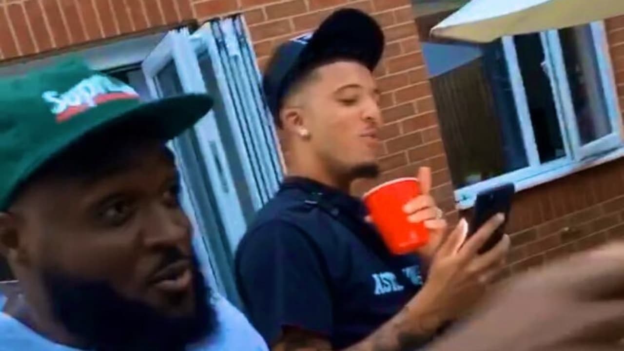 Jadon Sancho es captado en Inglaterra e ilusiona a los fans del United