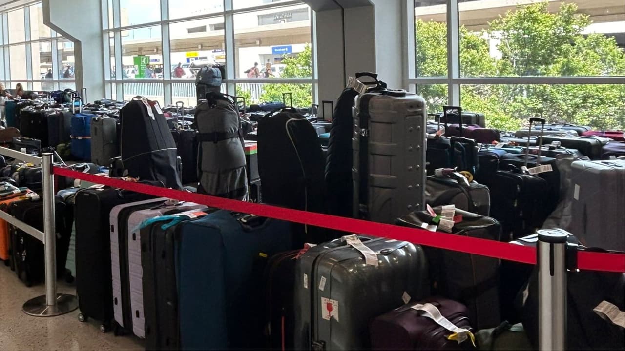 <b>La situación ha generado frustración entre los pasajeros y una gran presión sobre Delta</b> para resolver los problemas rápidamente y evitar futuras interrupciones.