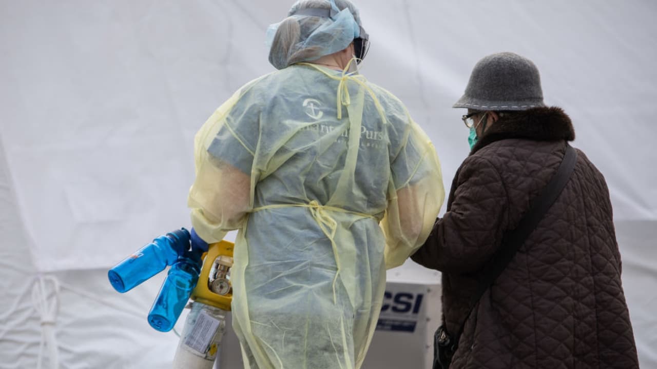 Condado Dallas adopta nuevas reglas para asilos y centros de retiro debido al coronavirus
