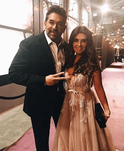 El protagonista de telenovelas como 'Velo de novia' indicó que su esposa Mayrín Villanueva no pudo estar presente durante el festejo.