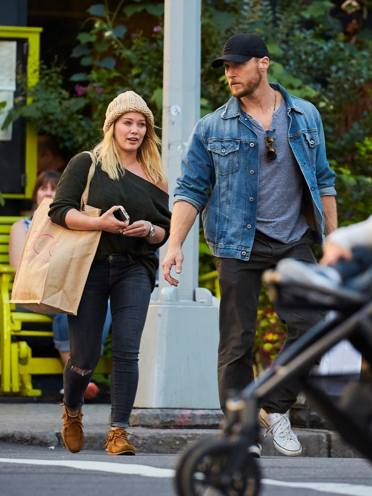 Al parecer la diva no está lista para hacer público su amorío.