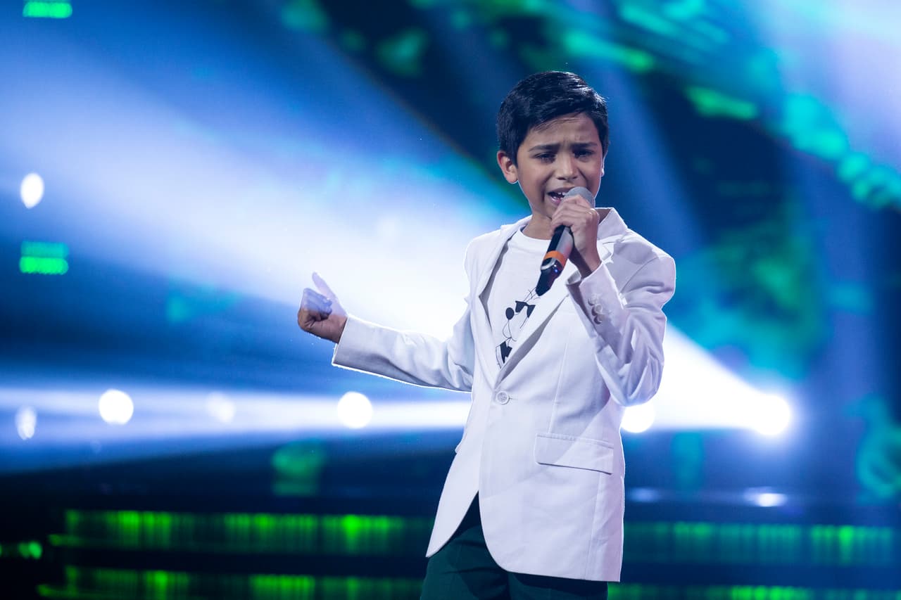 Ángel Márquez se enfrentó a duelo con Oldany Villegas. Fue Márquez, originario de Sinaloa, al norte de México, quien por su voz y desempeño en el escenario pasó a la siguiente etapa de Pequeños Gigantes.