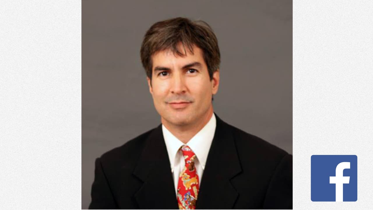 <b>Dr. Robert Rodríguez, profesor en la Facultad de Medicina de la Universidad de California.</b>