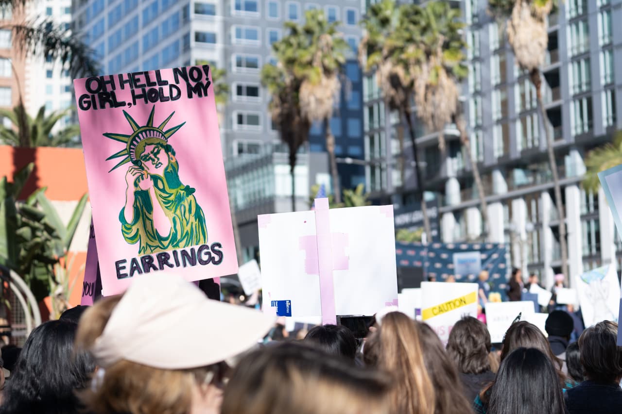 La Marcha de las Mujeres contó con la participación de mujeres, hombres y jóvenes de todas las edades y de raíces diversas.