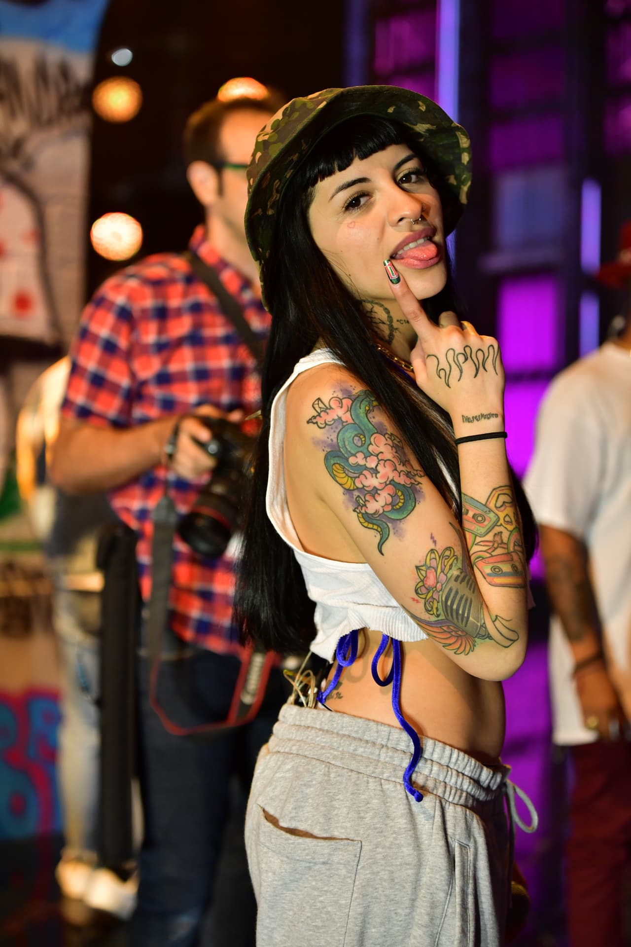 La joven de 25 años también presumió el tatuaje de esta enorme serpiente: "Fue un sueño muy real que tuve: la serpiente me hablaba y cuando me desperté quise tatuarme todo lo que había soñado".