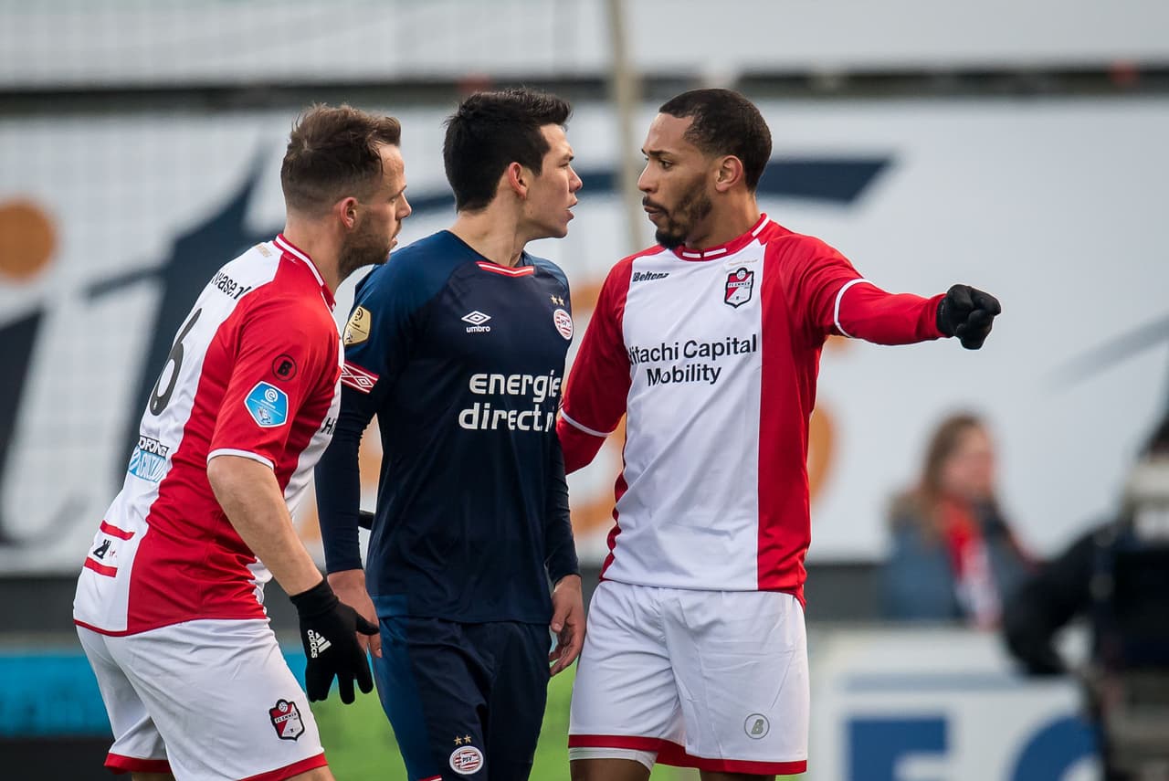 En fotos: PSV Eindhoven tropieza con empate contra Emmen pero se salva en la Eredivisie