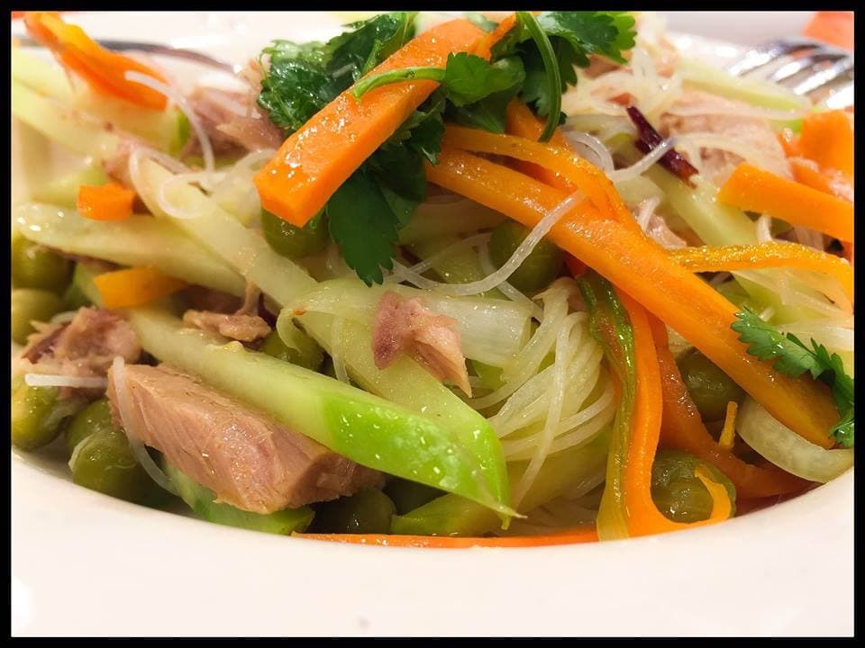 Chef Yogui nos deleitó con esta deliciosa receta de verduras con atún.