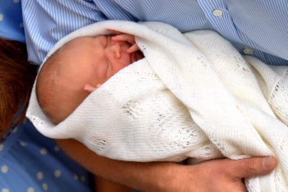 Nacido el 22 de julio de 2013 a las 16h24, con solo 27 horas de existencia apareció frente a la maternidad St Mary de Londres ante los ojos del mundo frente a unos 200 periodistas.