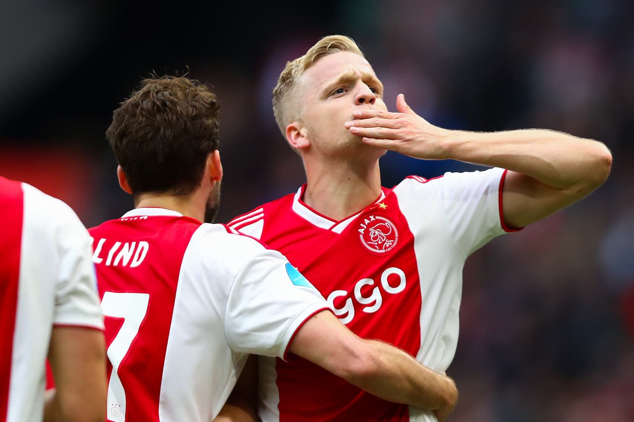 Ajax celebró la goleada contra Utrecht en el Johan Cruyff Arena en Amsterdam y ya sueña con ser campeón.