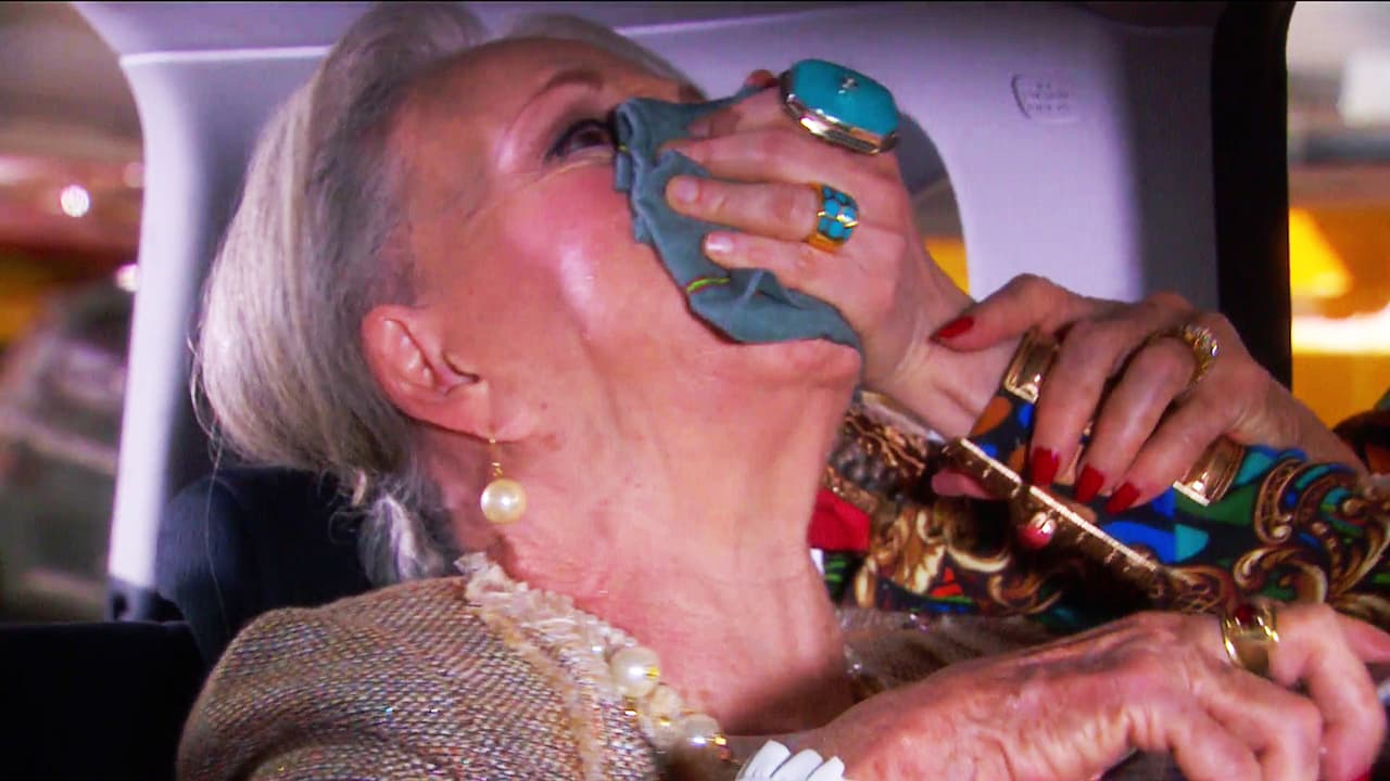 Juntos planearon alejarla del rancho y de todos los Ángeles, pero tampoco se salieron con la suya.