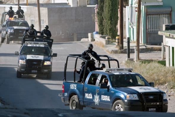 Más de dos mil calles de Ciudad Juárez -la urbe más violenta de México- serán vigiladas por guardias privados para protegerlas contra el crimen organizado, informaron este martes fuentes del gobierno municipal.