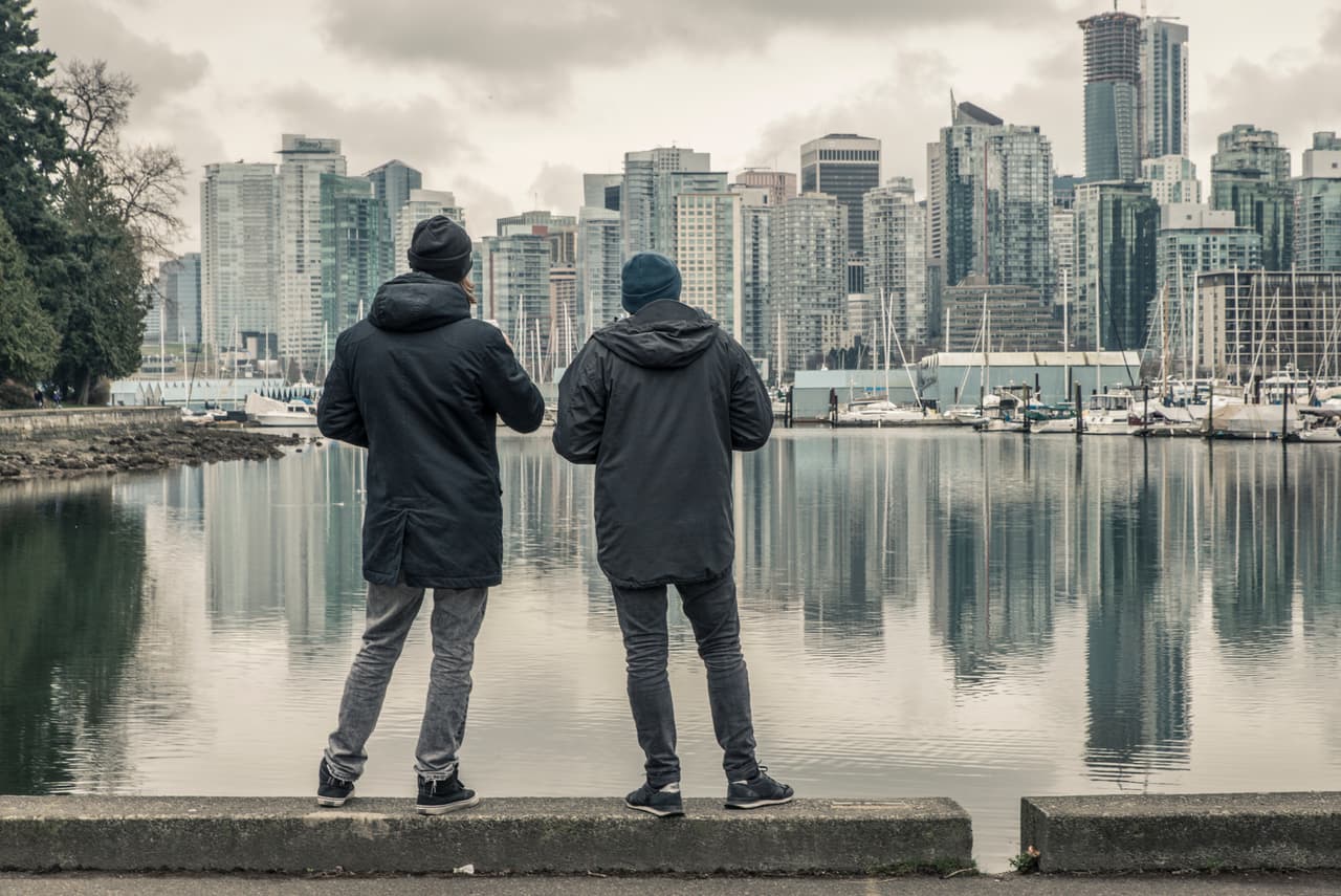 Los empleos han crecido mucho más en las ciudades canadienses que en EEUU