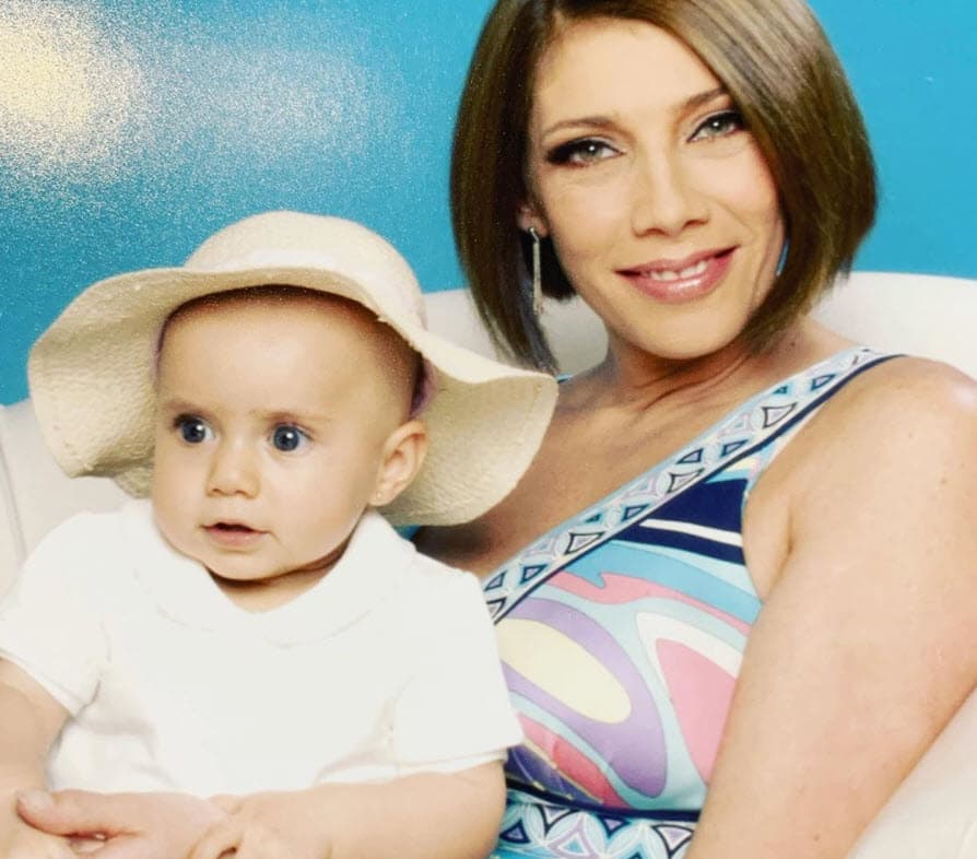 Esto la ha llevado a hablar con la joven y explicarle a qué se debe su forma de criarla.