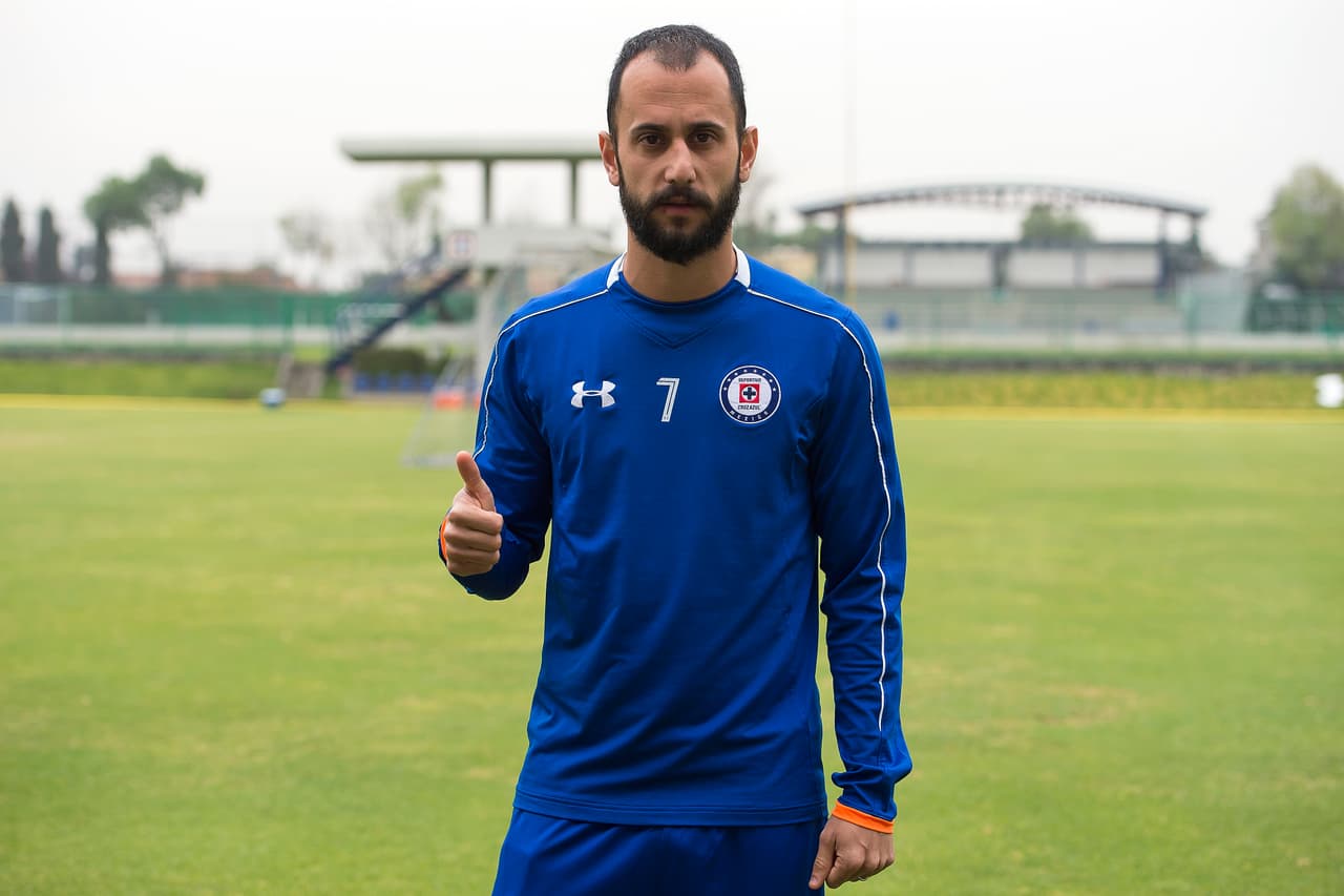 Víctor Vázquez: "No soy Messi, ni Cristiano, soy un jugador normal"