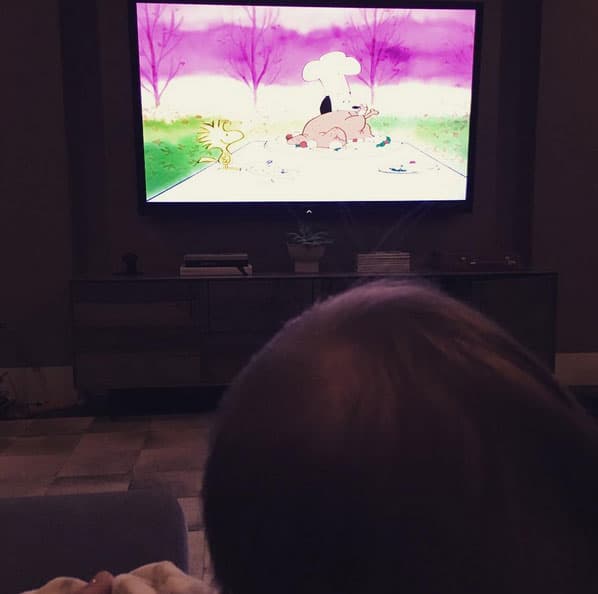 Kourtney Kardashian vio un clásico de cada año, Charlie Brown, con sus nenes.