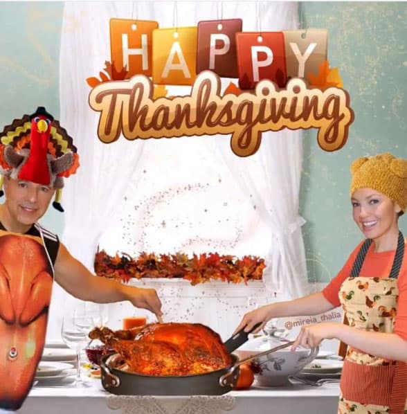 Thalía y Tommy Mottola también se divirtieron con esta tarjeta para sus seguidores.