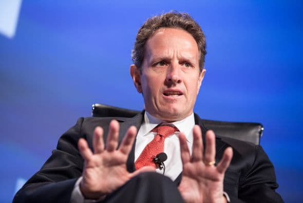 ESTADOS UNIDOS- Timothy Geithner, Secretario del Tesoro de EU, afirmó que el país apoya la acción de España para recapitalizar su sistema bancario y el compromiso por parte de Europa para darles el apoyo.