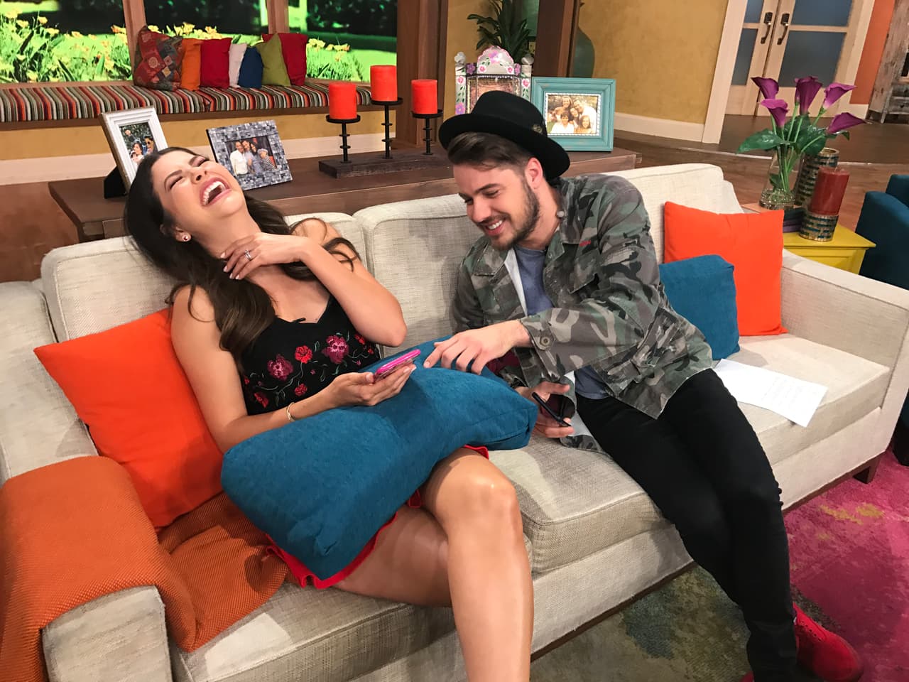 El ataque de risas que les dio no fue normal.