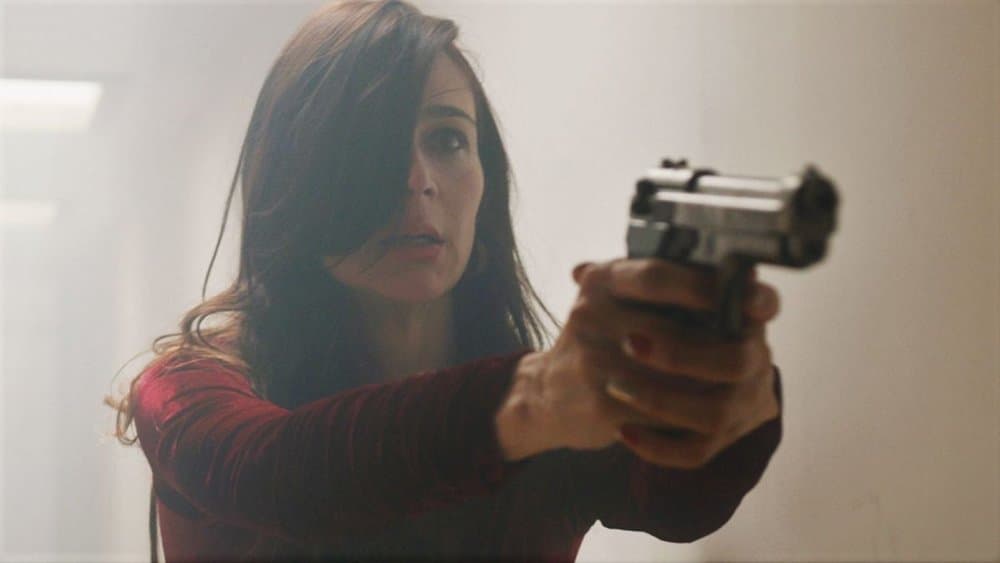 <b>La Mala Noche</b>
<br>Dir. Gabriela Calvache
<br>Domingo, 20 de octubre, 8:00PM @ Syndicated Bar Theatre Kitchen, Brooklyn
<br>
<br>“DANA, una mujer inteligente y hermosa ha recurrido a prostitución. Entrega la mayor parte de sus ingresos a un jefe de la mafia. Es buena en lo que hace, y tal vez, si se comporta, podría obtener su libertad. Pero su adicción a una droga farmacéutica y la enfermedad de su hija le impedirán alcanzar sus metas. Hasta que un incidente inesperado le da la oportunidad de liberarse de su captor y buscar justicia por mano propia.”