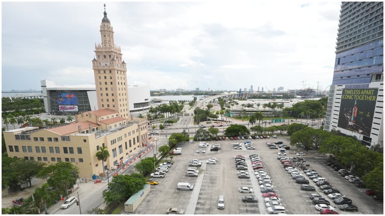 Junta del Miami Dade College vota a favor de ceder terreno para la biblioteca de Donald Trump