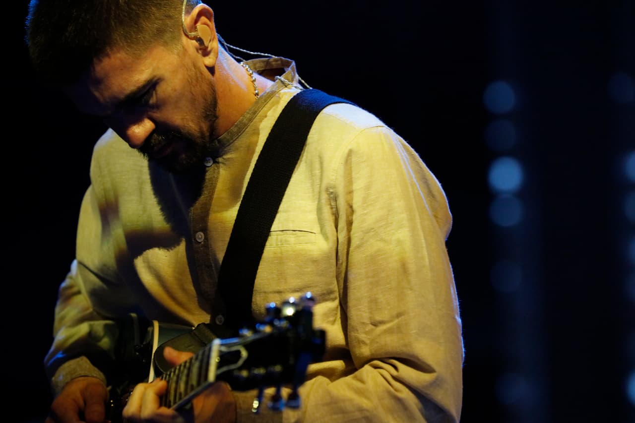 Por supuesto, también es cuidadoso en la ejecución de cada nota.