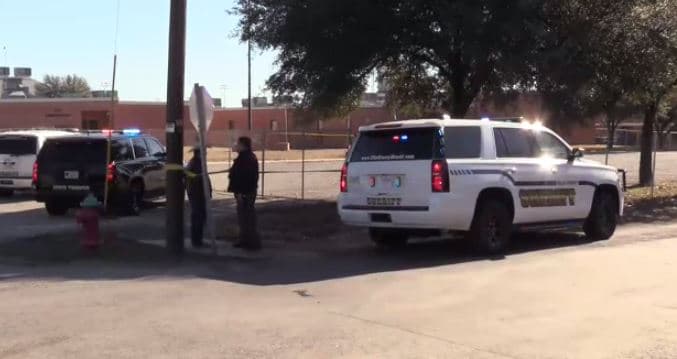 El sheriff del condado de Ellis reportó un tiroteo en la preparatoria Italy el lunes 22 de enero en la mañana.