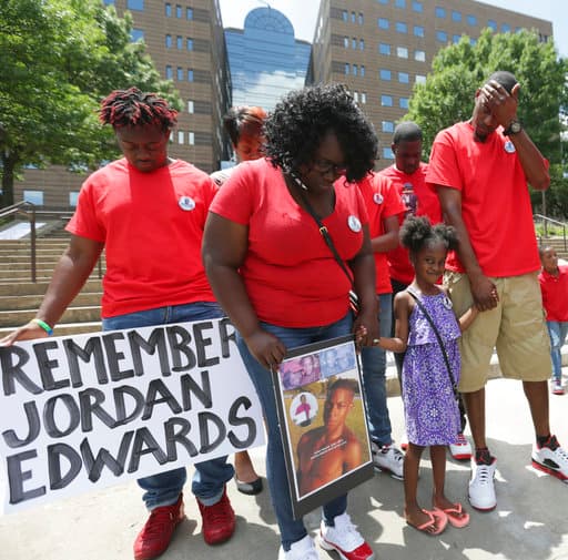 Imputan a expolicía en Texas por muerte de Jordan Edwards, joven afroamericano de 15 años 