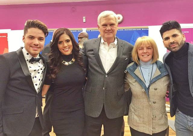 Francisca y William con Randy Falco, el presidente de Univisión. (28 de enero, 2016)