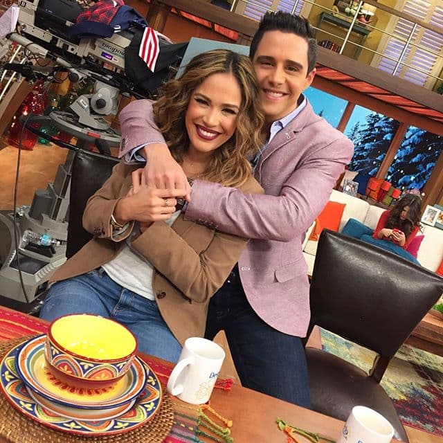 Tu mejor accesorio es tu sonrisa. (29 de enero, 2016)