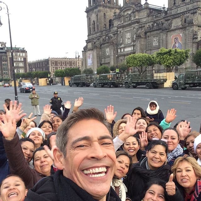 Johnny Lozada sigue disfrutando las maravillas que ofrece la hermosa Ciudad de México. (28 de enero, 2016)