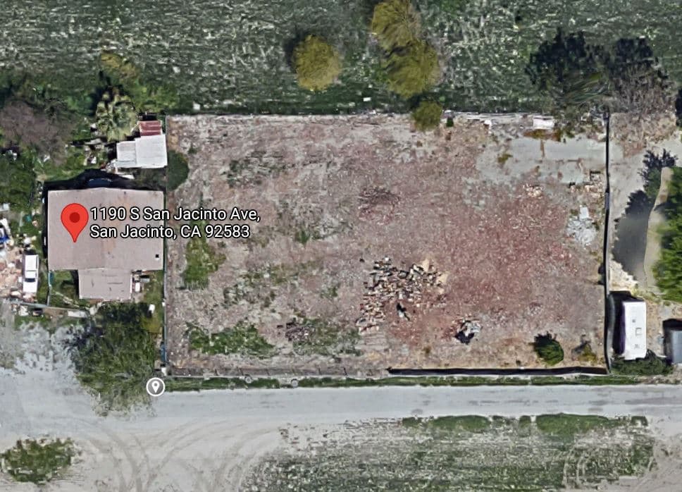 Local en San Jacinto donde el concejal vendía marihuana ilegalmente, según los fiscales.