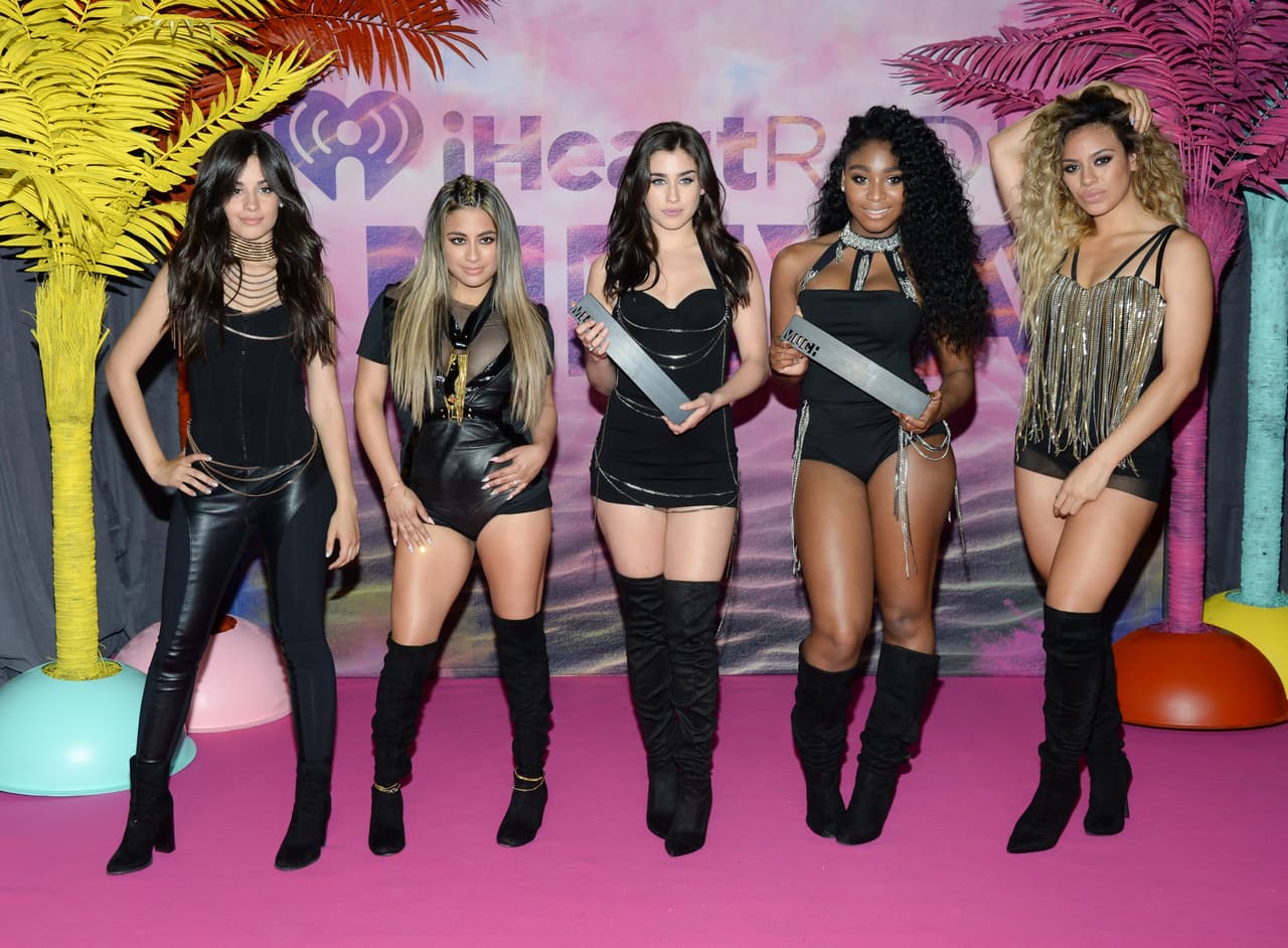 Lauren Jauregui, integrante de la banda 'Fifth Harmony' se declaró bisexual a mediados de noviembre de 2016.